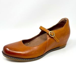 Dansko Loralie Mary Jane Brown Wedge 38